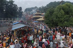 आज कुशे औंसी अर्थात बुवाको मुख हर्ने दिन, बुवाको सम्झनामा गोकर्णेश्वर मेला (तस्बिरहरु)