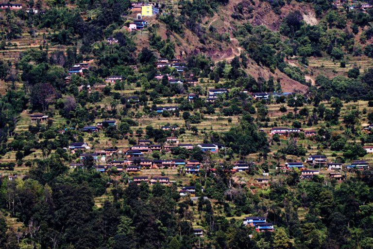 बुढापाकालाई गाउँ रित्तिने चिन्ता